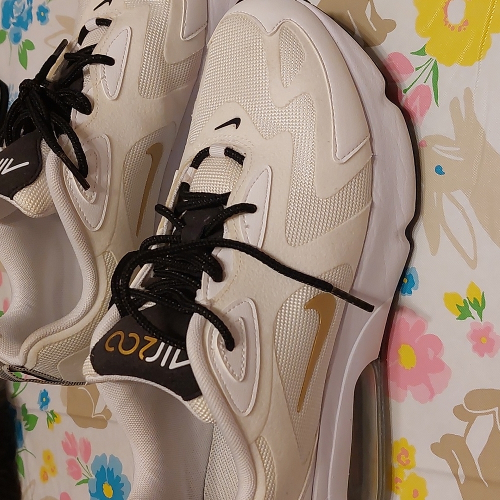 Nike Air
